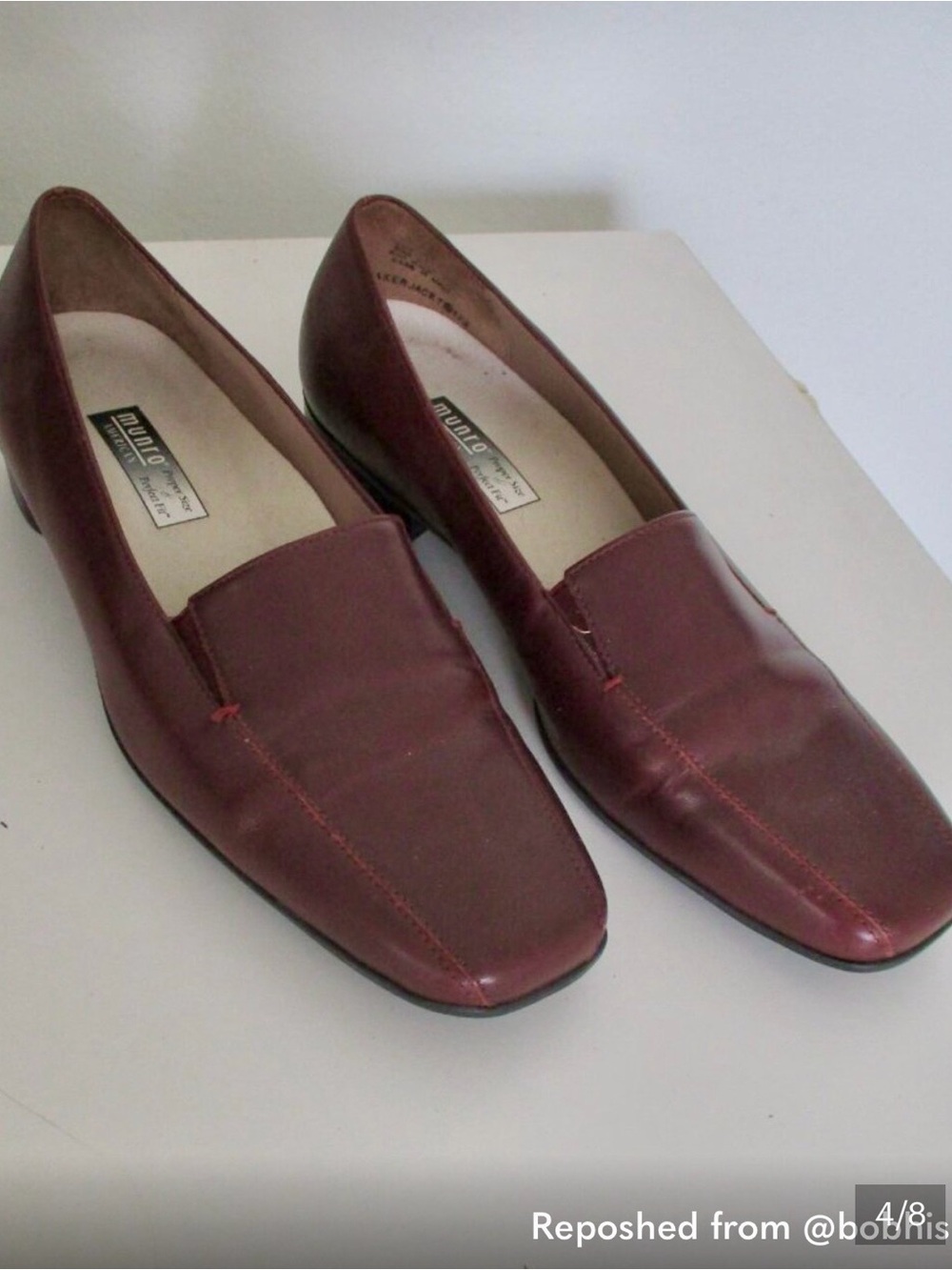 Munro Women's Leather Loafers
Cordovan Size 9M - Picture 4 of 8